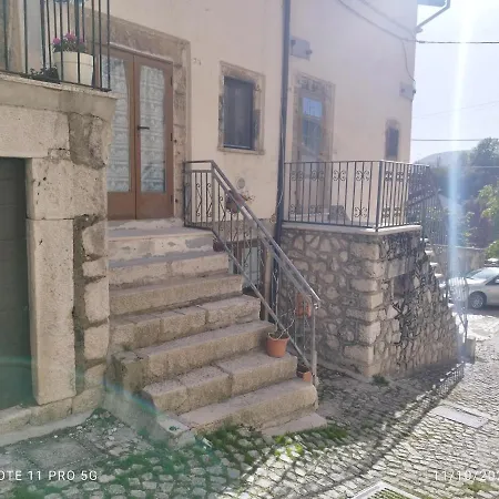 بيت للعطل Locazione Turistica Delle Dee بيسكوكوستانزو