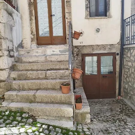 Locazione Turistica Delle Dee * بيسكوكوستانزو